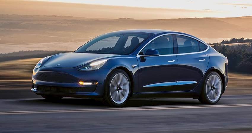 Стоимость Tesla Model 3 